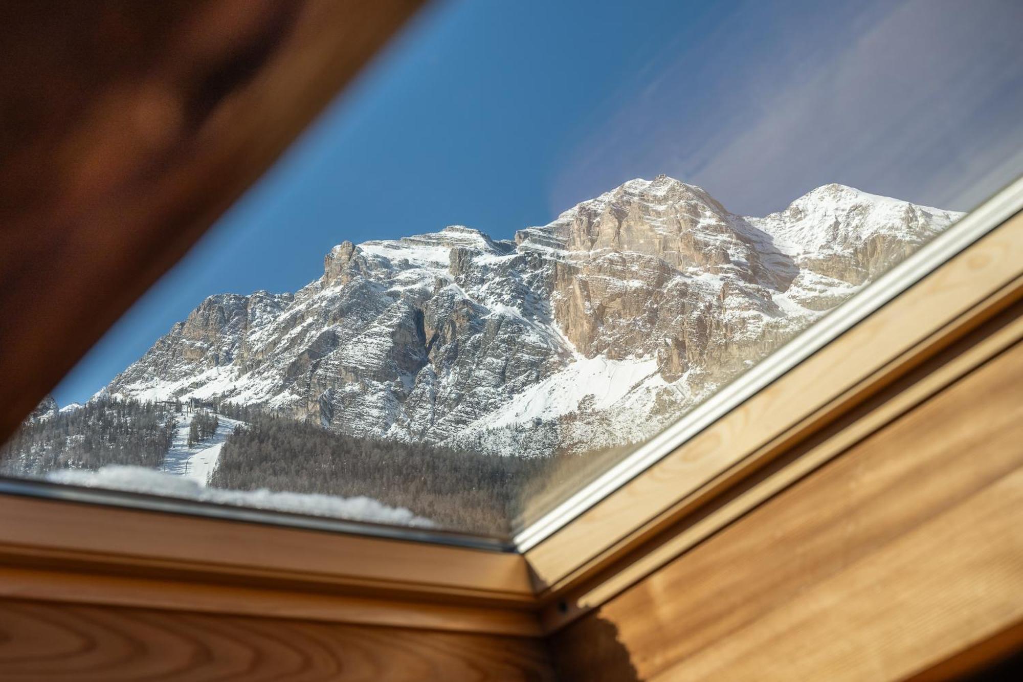 Cortina Lodge Cortina d'Ampezzo Ngoại thất bức ảnh
