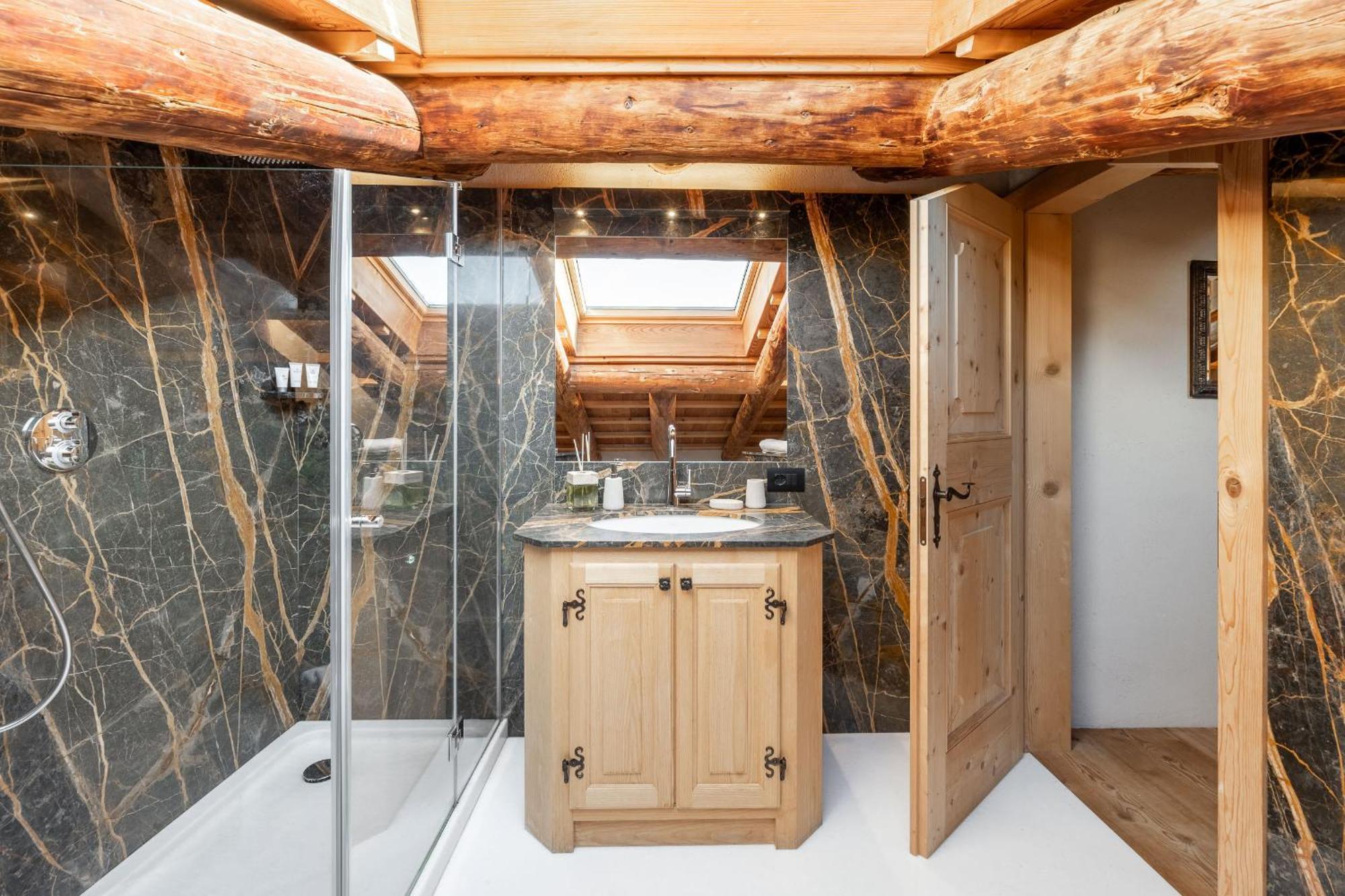 Cortina Lodge Cortina d'Ampezzo Ngoại thất bức ảnh