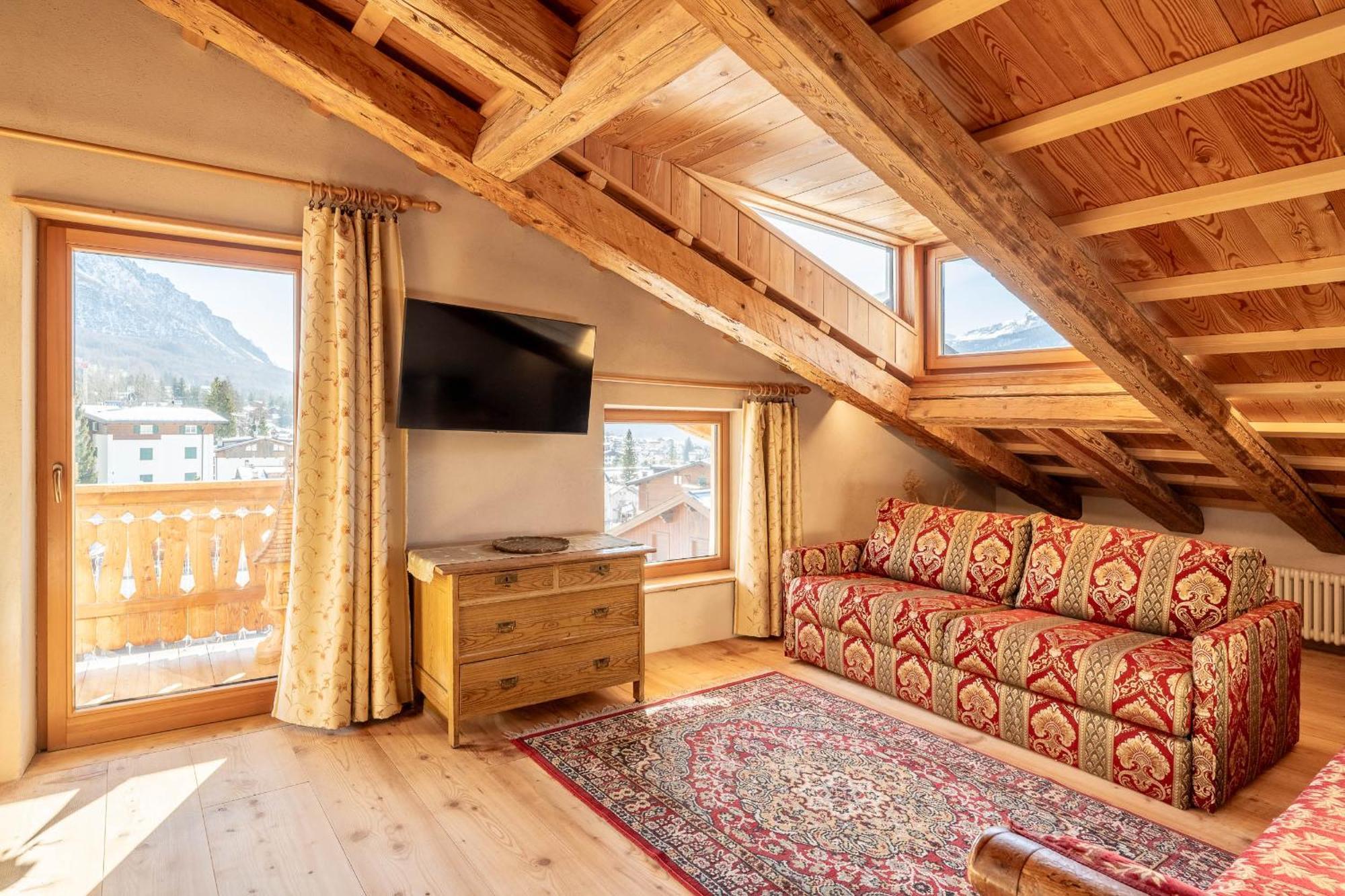 Cortina Lodge Cortina d'Ampezzo Ngoại thất bức ảnh